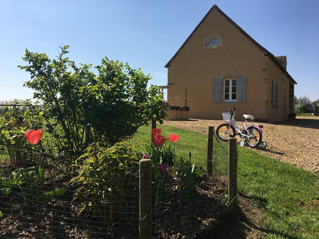Gîte de La Hertaudière Montbizot Esterno foto